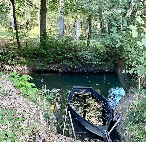 度假居 La Bessinoise, 4chambres, Fibre Optique Et Canoe Niort & *