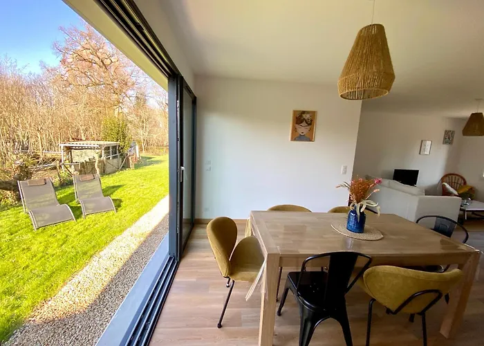 度假居 La Bessinoise, 4chambres, Fibre Optique Et Canoe Niort &